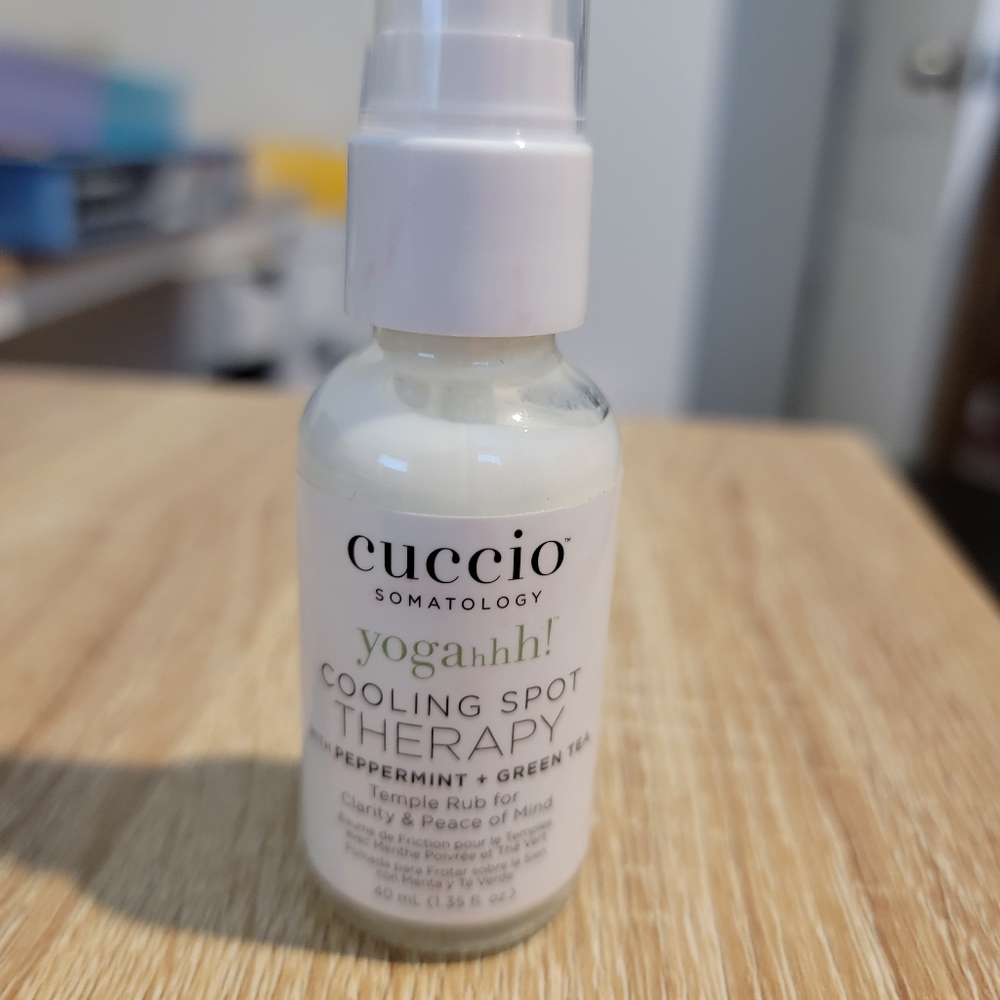 Cuccio Cooling Spray